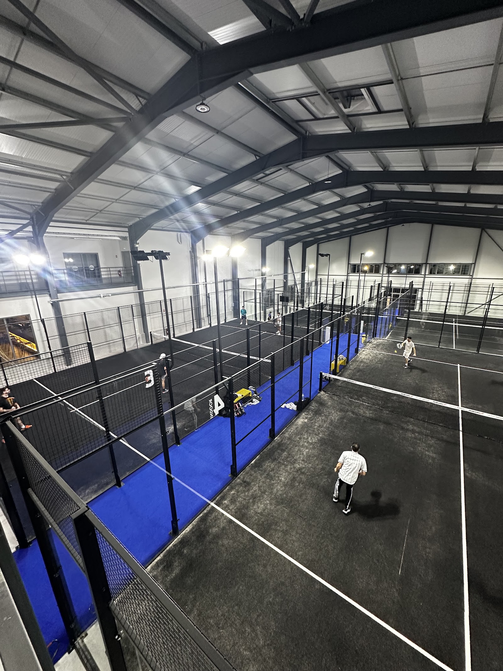 ZE PADEL, club de padel à Boulbon