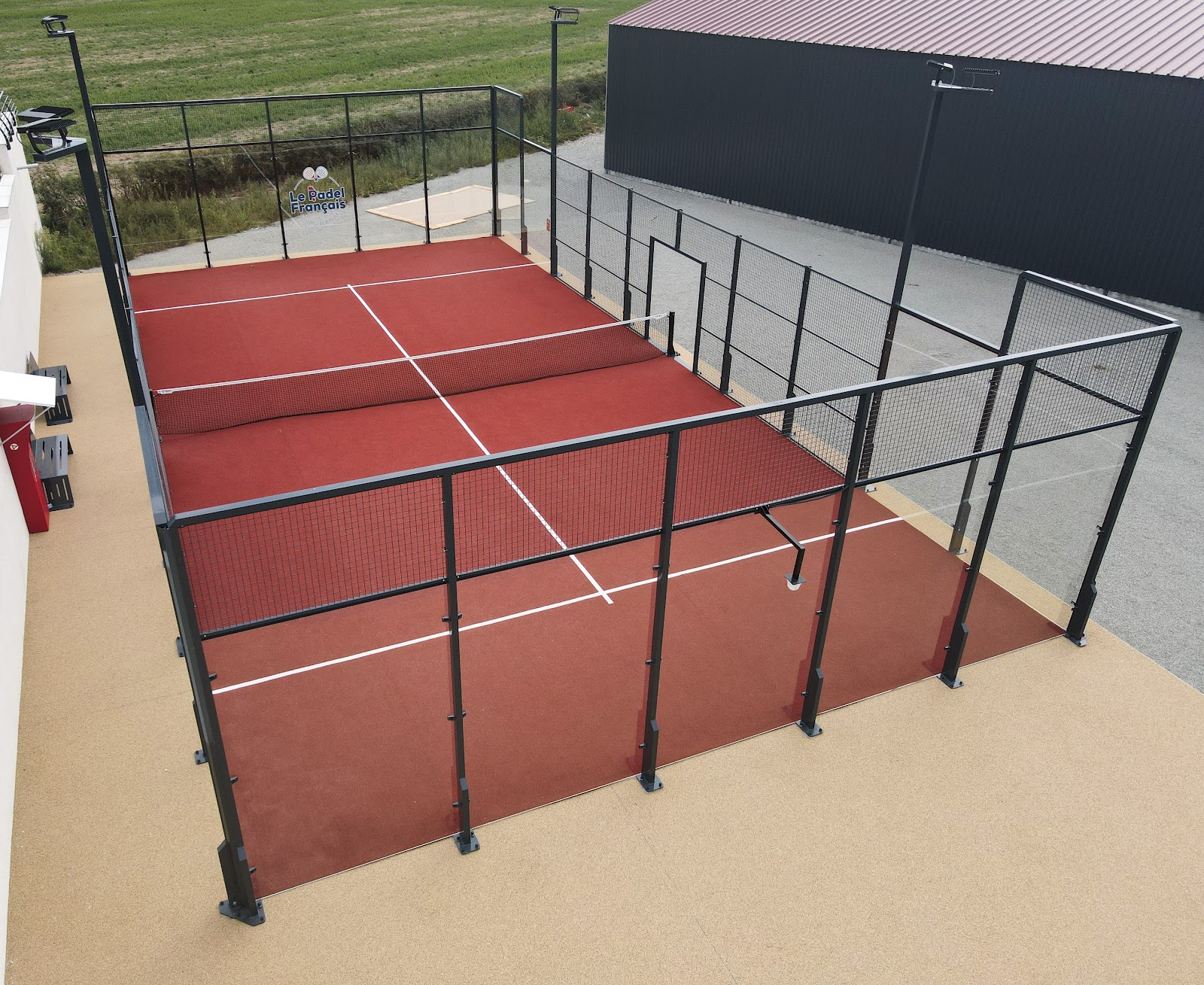 Le Padel Français, club de padel à Montverdun
