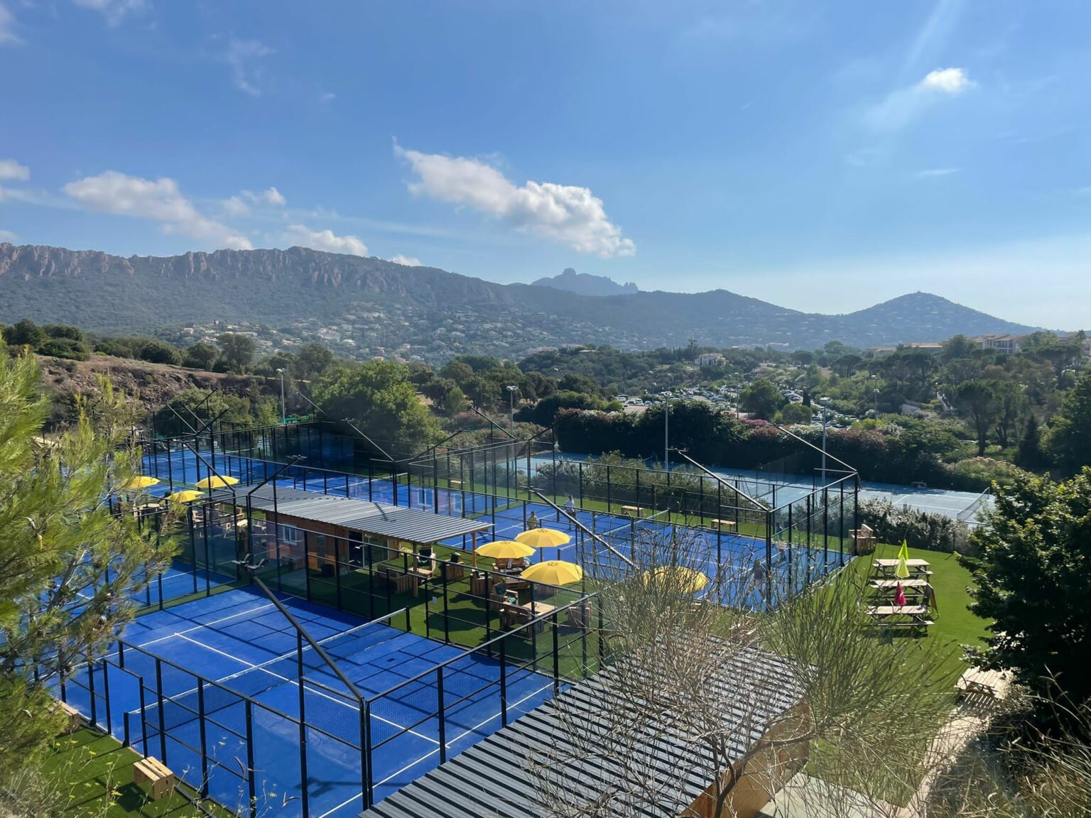 ULTRA CAP ESTEREL, club de padel à Saint-Raphaël