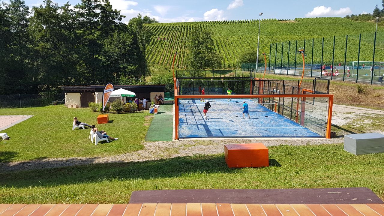 Court 4 - Tennis - Padel - PadBol, club de padel à Baden-Baden