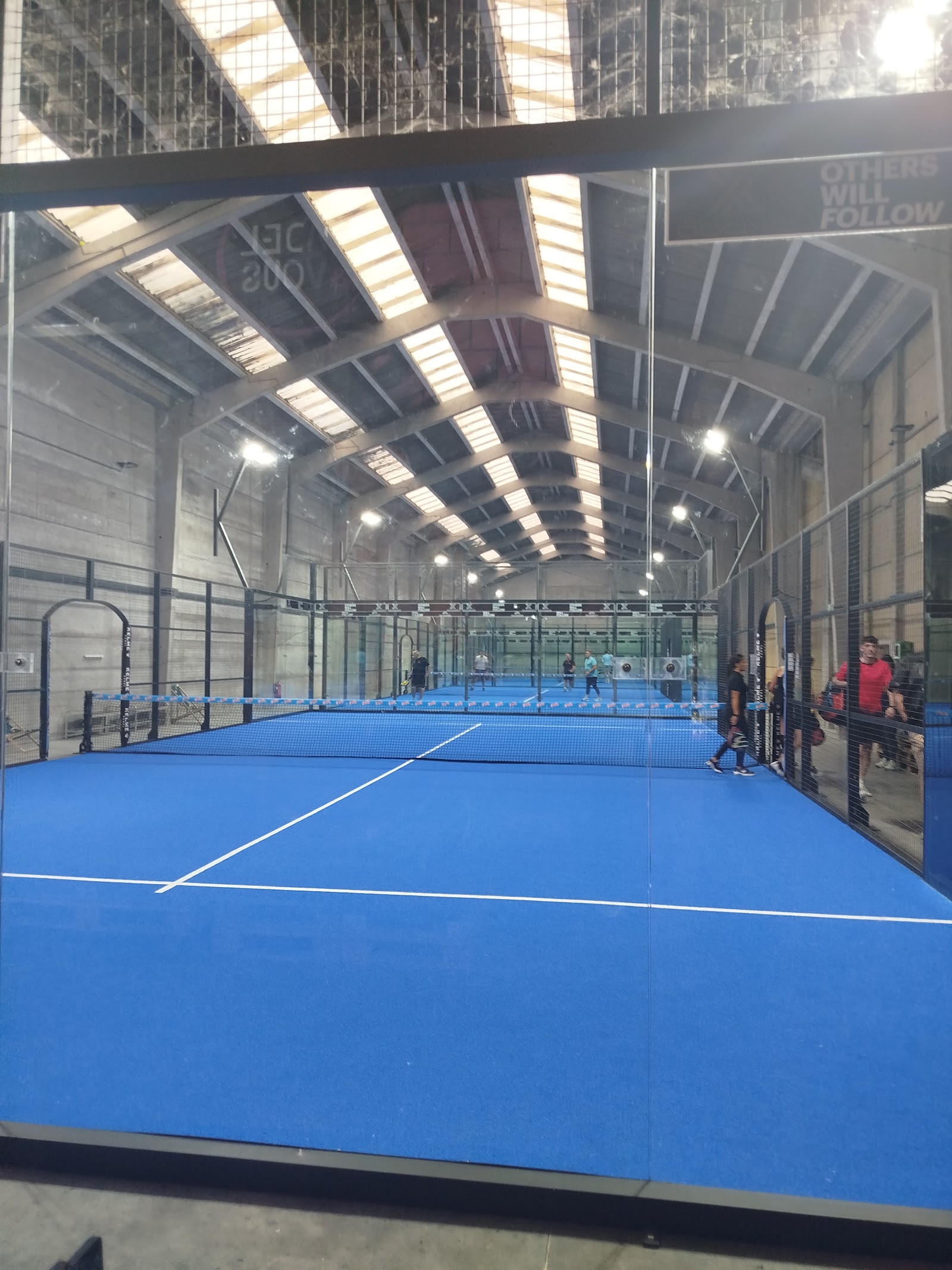Padel & Vous, club de padel à Soignies
