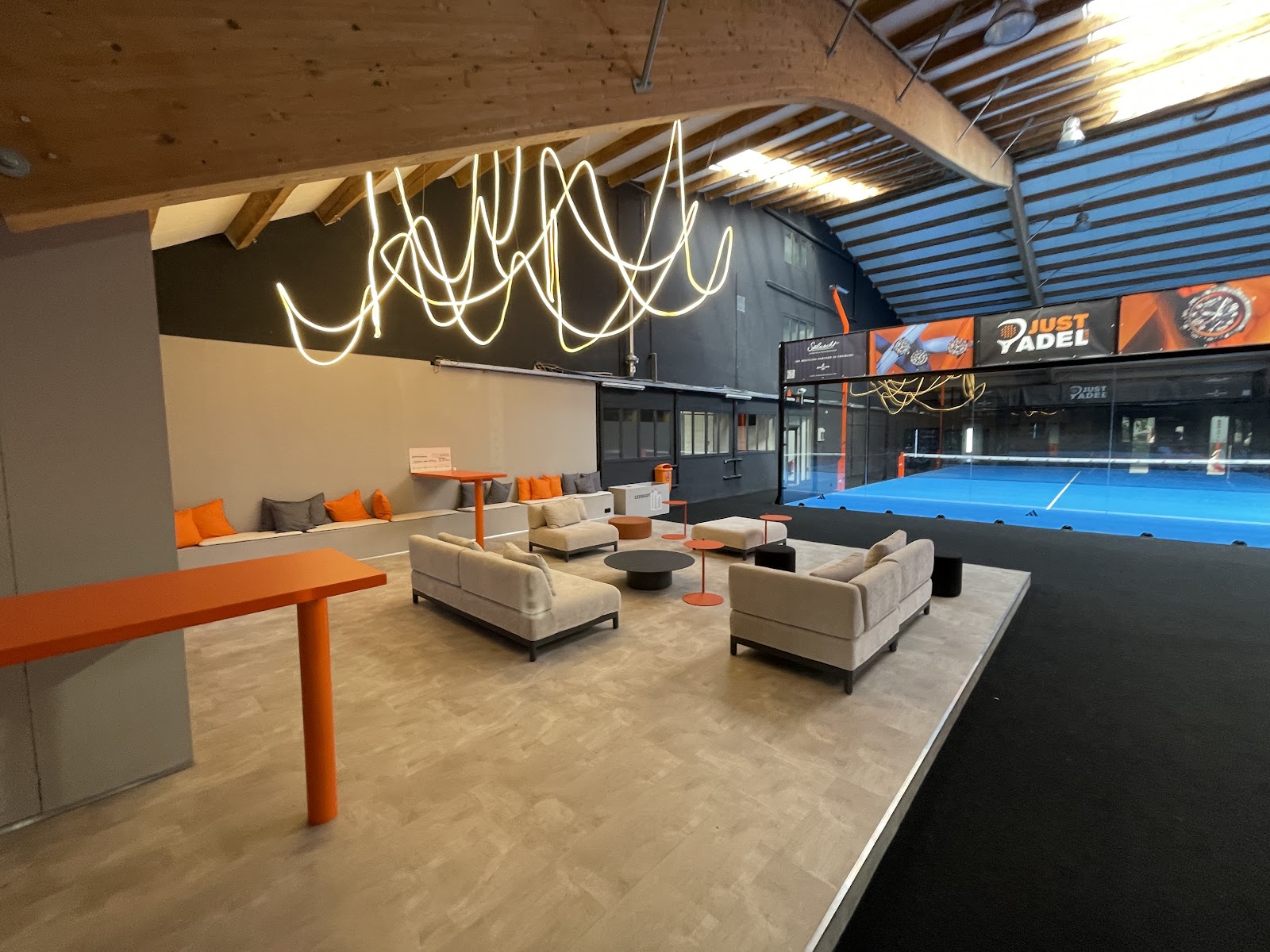 JUST PADEL CLUB, club de padel à Ihringen
