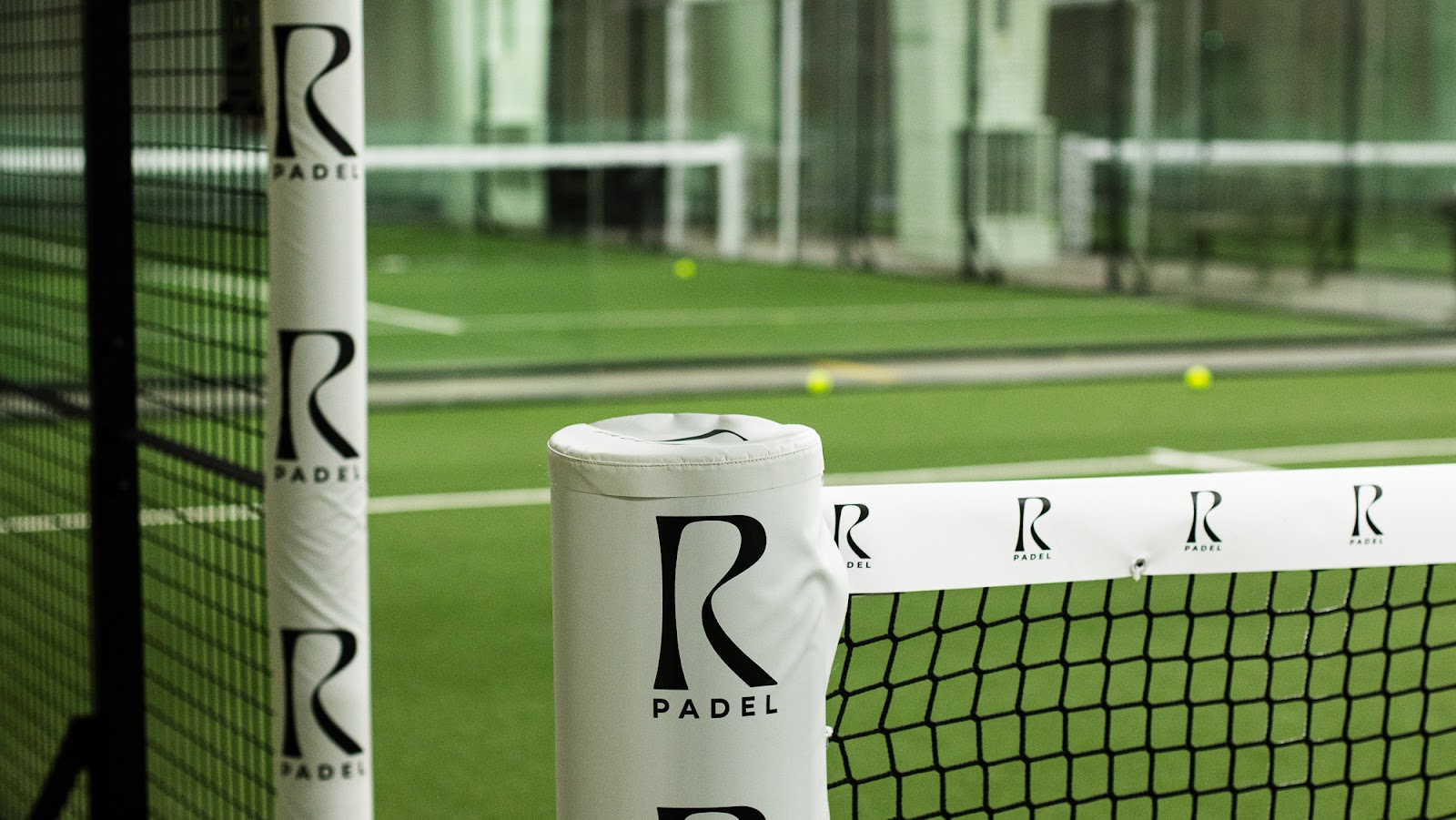 R Padel, club de padel à Saint-Denis