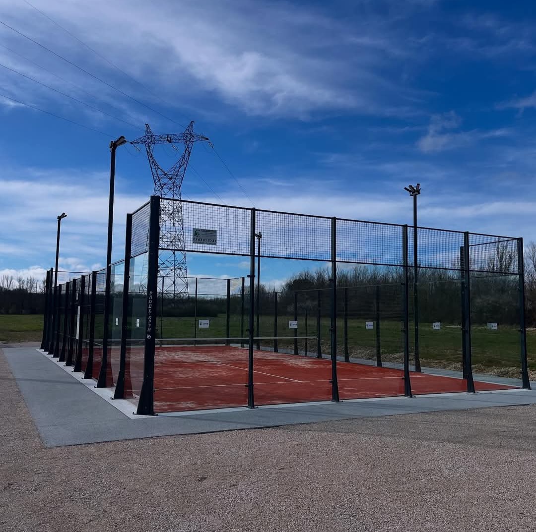 Padel Campsas - Village Padel, club de padel à Campsas
